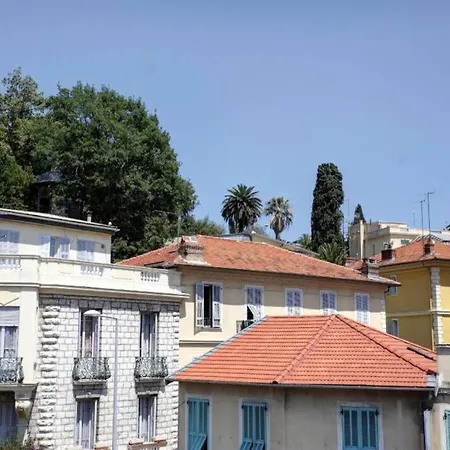 A Ensoleille Proche Centre Et Apartment